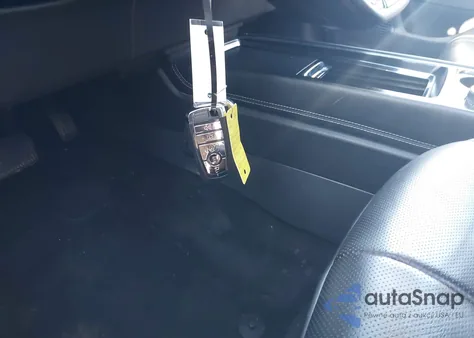 2020 Lincoln Corsair Standard z USA, uszkodzony, nr VIN 5LMCJ1D95LUL27346